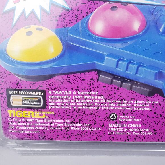 Tiger Electronics Brain Bash Voice Command Memory Game Vintage 1994 New Sealed - Picture 10 of 10